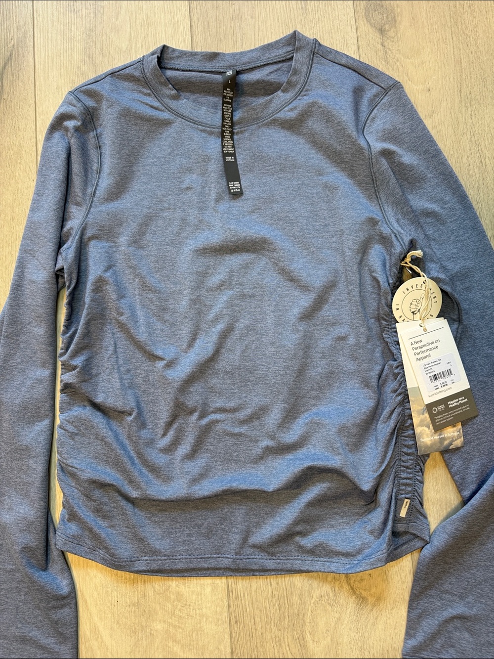 Vuori Women’s Bundle Size Large - Picture 3 of 9